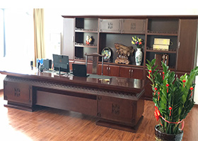 天?？偛棉k公家具