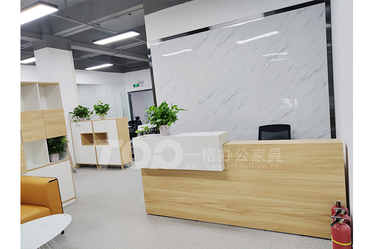 前臺(tái).jpg