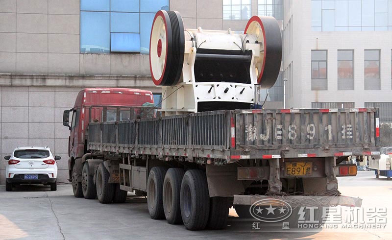 發(fā)往山西的礦石鄂破機(jī)